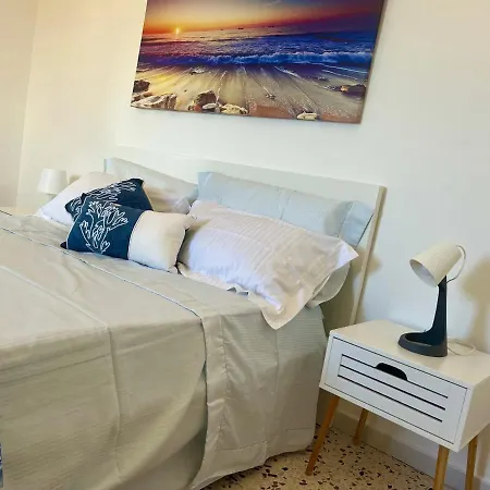 Mare In Giulia Sul Mare Apartment *